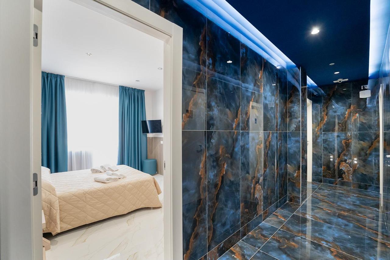 Greros H. Rooms Napoli Centro By Clapa Group Dislocated Hospitality Exteriör bild