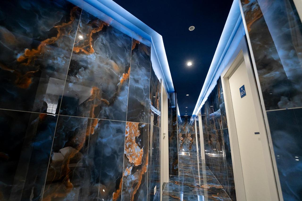 Greros H. Rooms Napoli Centro By Clapa Group Dislocated Hospitality Exteriör bild