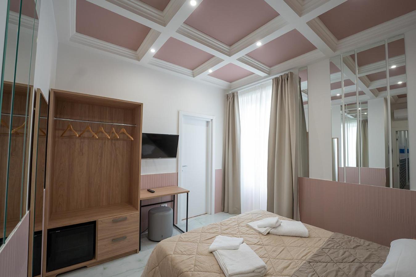Greros H. Rooms Napoli Centro By Clapa Group Dislocated Hospitality Exteriör bild