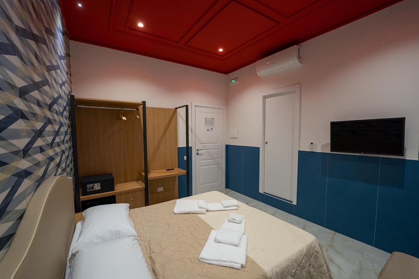 Greros H. Rooms Napoli Centro By Clapa Group Dislocated Hospitality Exteriör bild